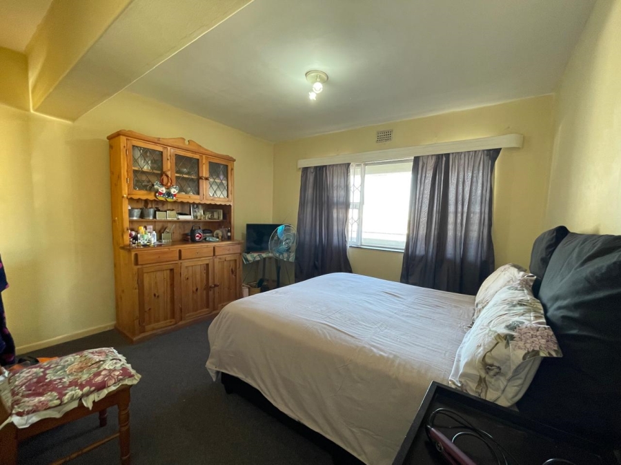 1 Bedroom Property for Sale in Oostersee Western Cape